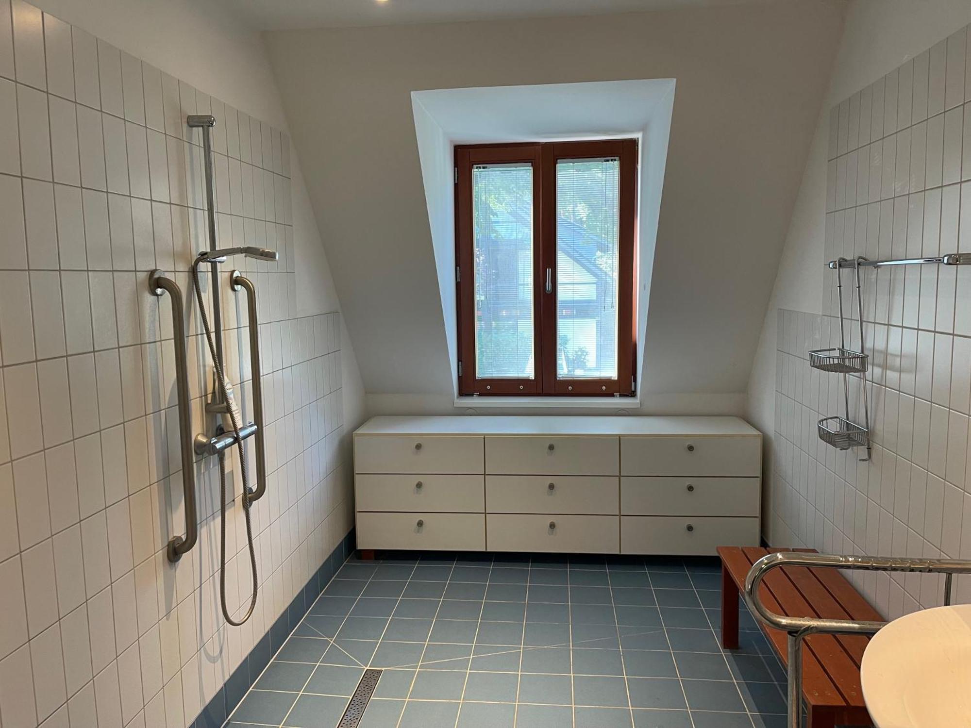 Schlafzimmer Mit Eigenem Bad Homestay *